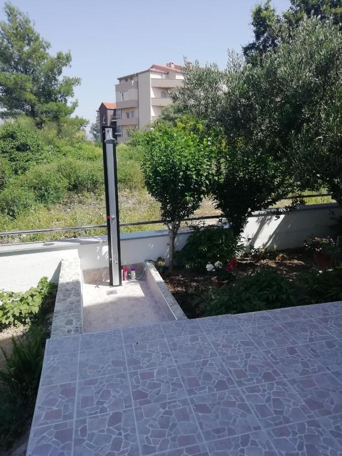 Apartmani Antonia Nakic -Stobrec Split Exteriör bild
