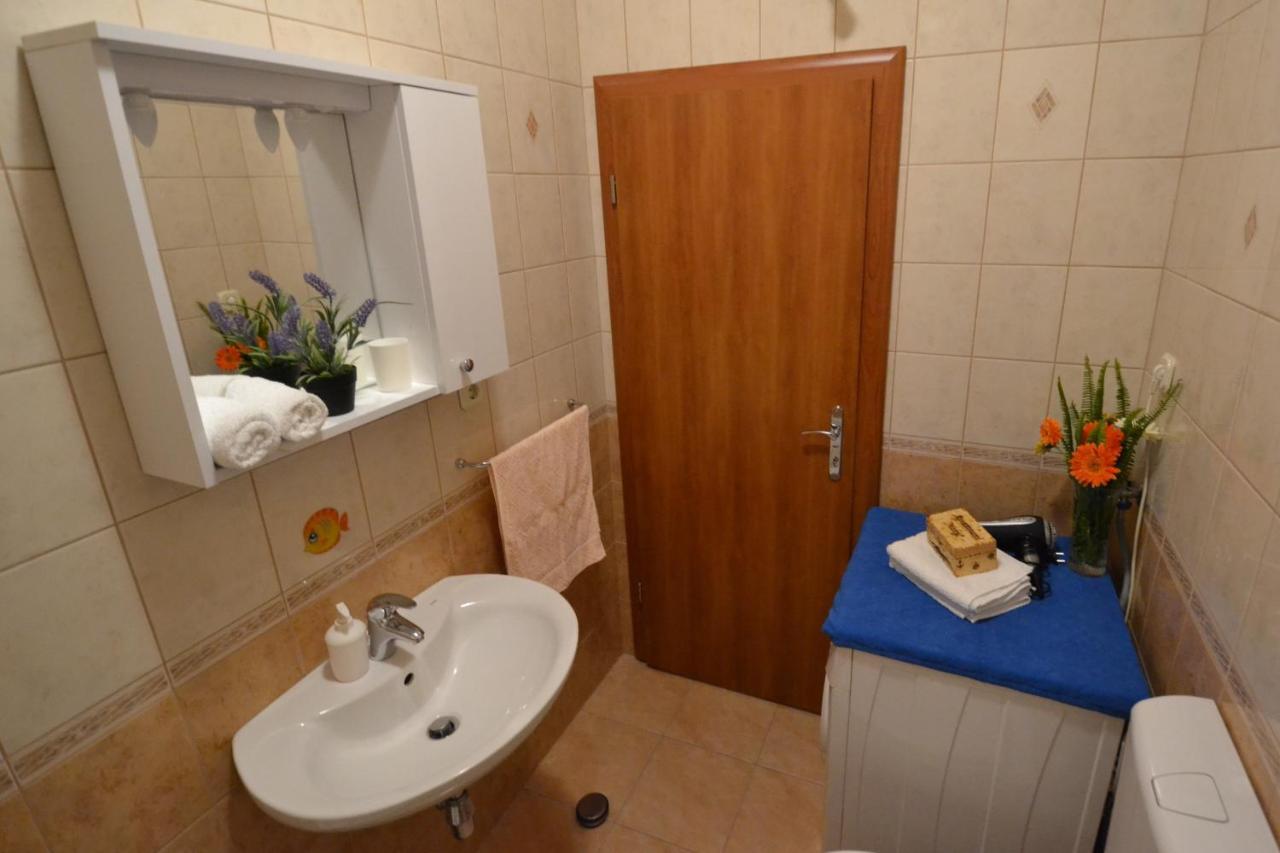 Apartmani Antonia Nakic -Stobrec Split Exteriör bild