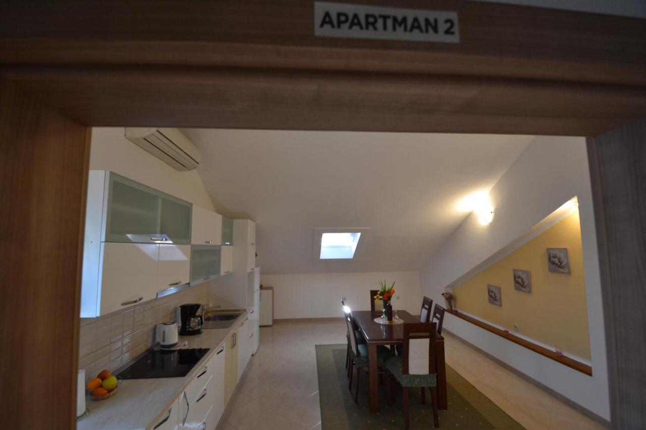 Apartmani Antonia Nakic -Stobrec Split Exteriör bild